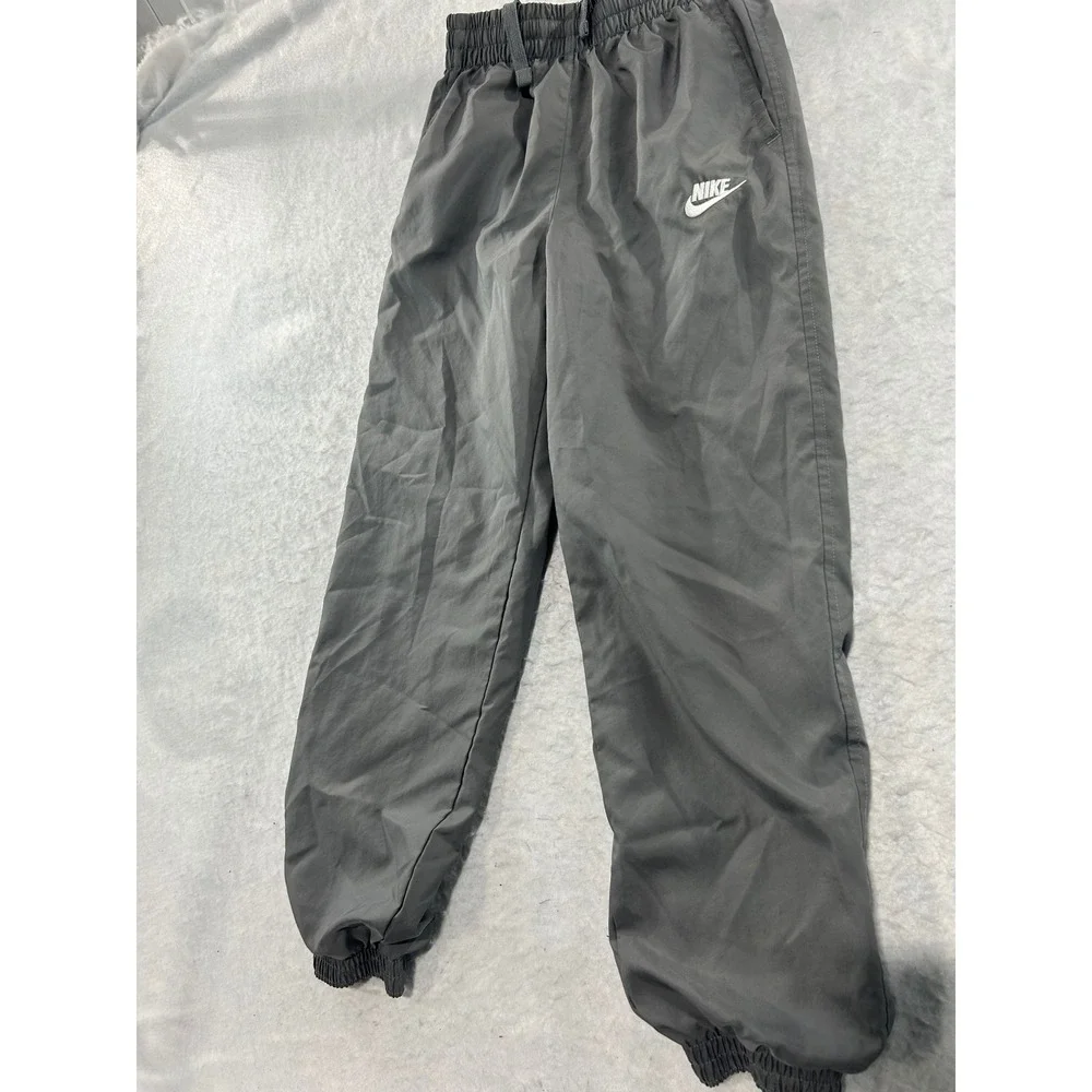 Nike Gray Windbreaker Track Pants Mesh Lined Joggers Boys Medium Embroidery Logo